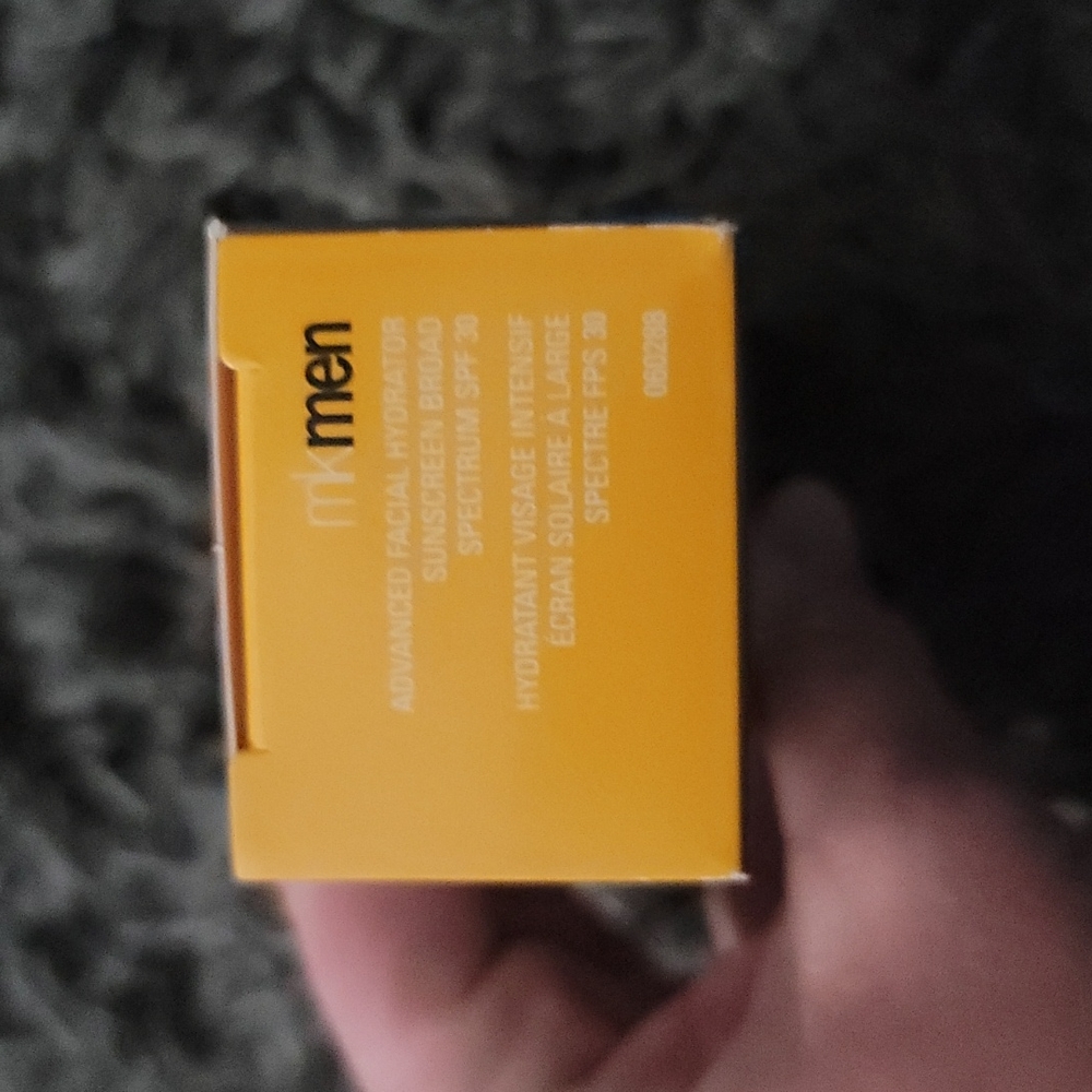 🧔🏿‍♂️NIB MK Men Advanced Facial Hydrator Sunscreen SPF30🧔🏻‍♂️ - Picture 5 of 5